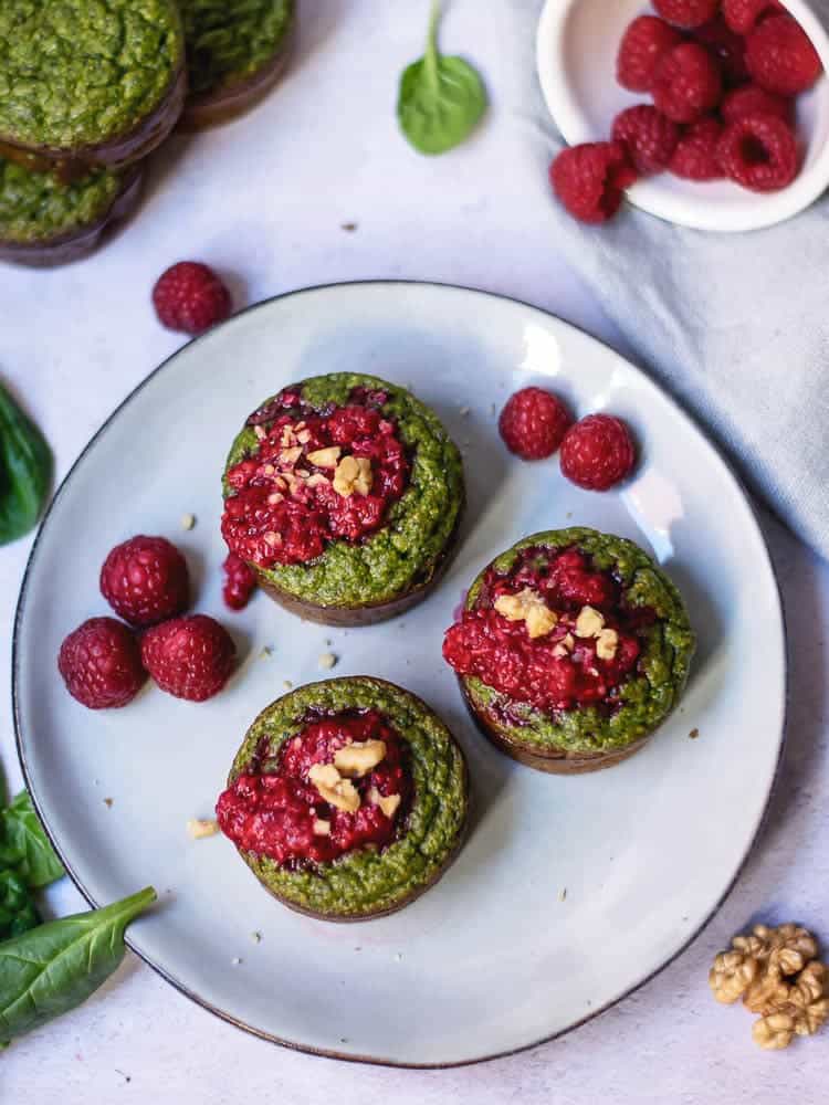 Muffins de Courgette e Espinafres com Framboesas