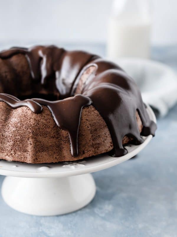 Bolo Bundt de Chocolate Saudável