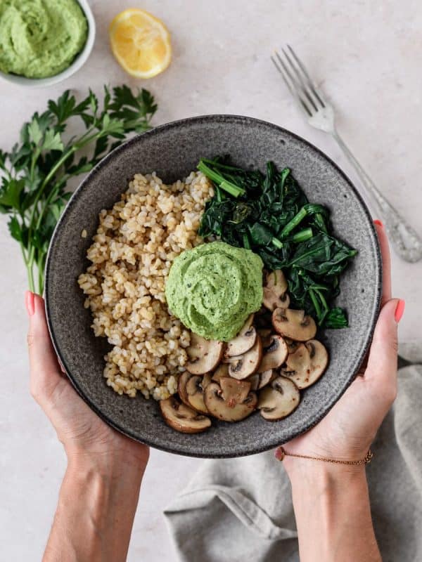 Molho pesto de caju e salsa